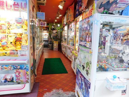 Eine kleine Spielhalle wo man Anime-Manga-Stuff gewinnen kann